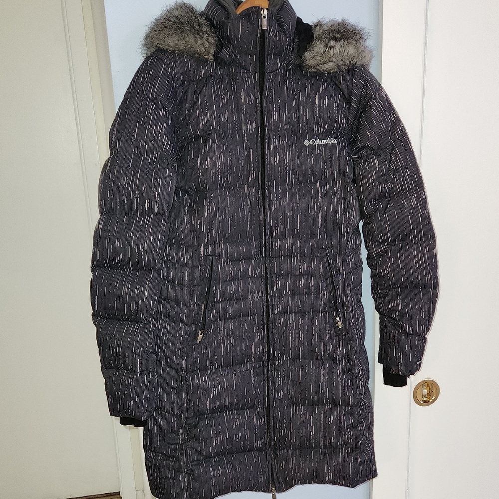 Downfilled Columbia Winter Coat